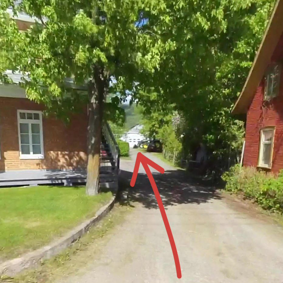 Chemin entre le166 et le 170 rue Saint-Jean-Baptiste